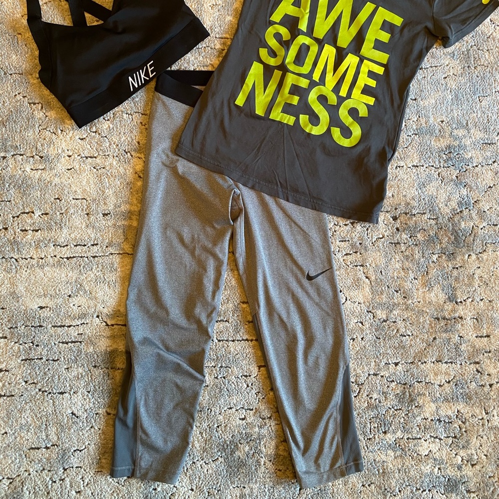 Nike cropped running pants